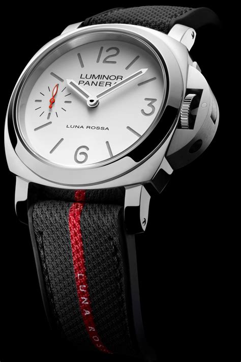 panerai luna rossa chrono|panerai luminor luna rossa 44mm.